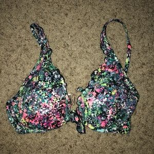 Victoria secret bikini top.